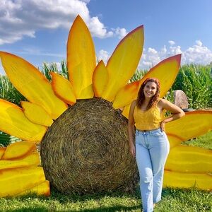 Meet your Posher, Candice